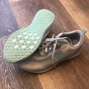 NB Fresh Foam Mint+Gray